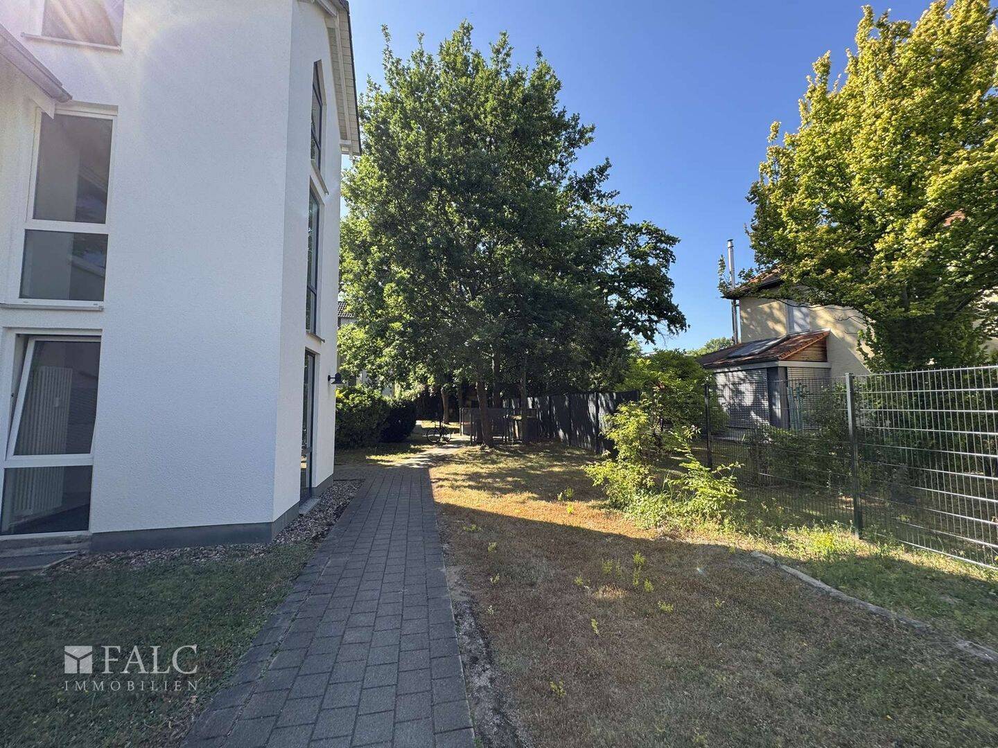 Property thumbnail 7