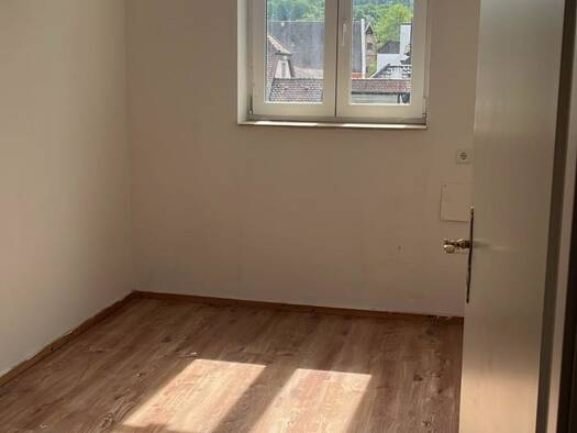 Wohnung zum Kauf 149.000 € 6 Zimmer 90,3 m² Eberbach 69412