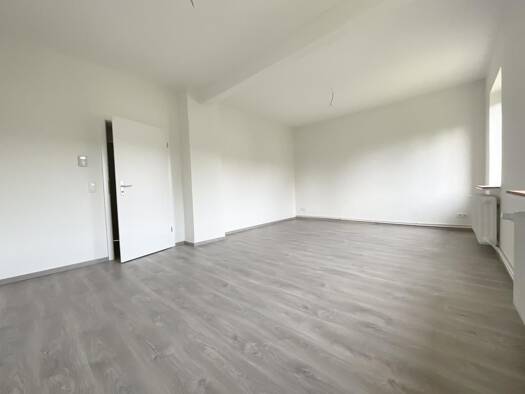 Wohnung zur Miete 409 € 3 Zimmer 60,2 m² 1. Geschoss Dirschauer Straße 23 Fedderwardergroden Wilhelmshaven 26388