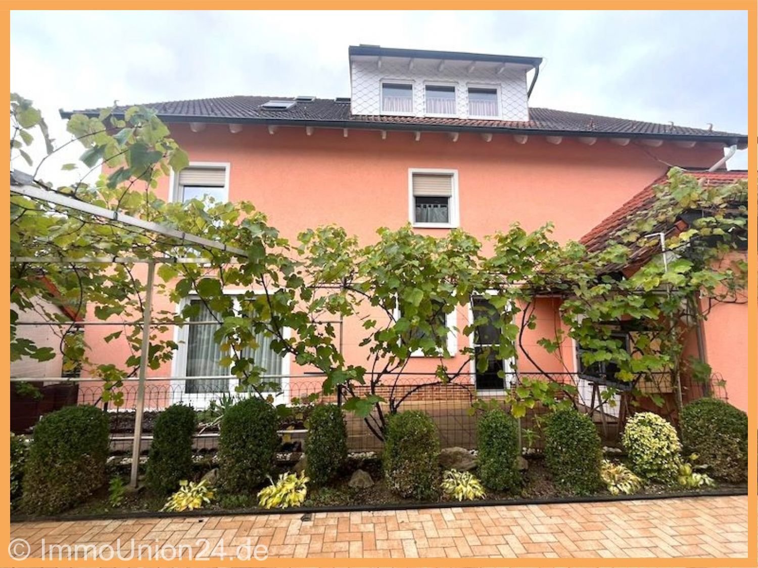 Mehrfamilienhaus zum Kauf 599.000 € 8 Zimmer 233 m²<br/>Wohnfläche 400 m²<br/>Grundstück Igensdorf Igensdorf 91338