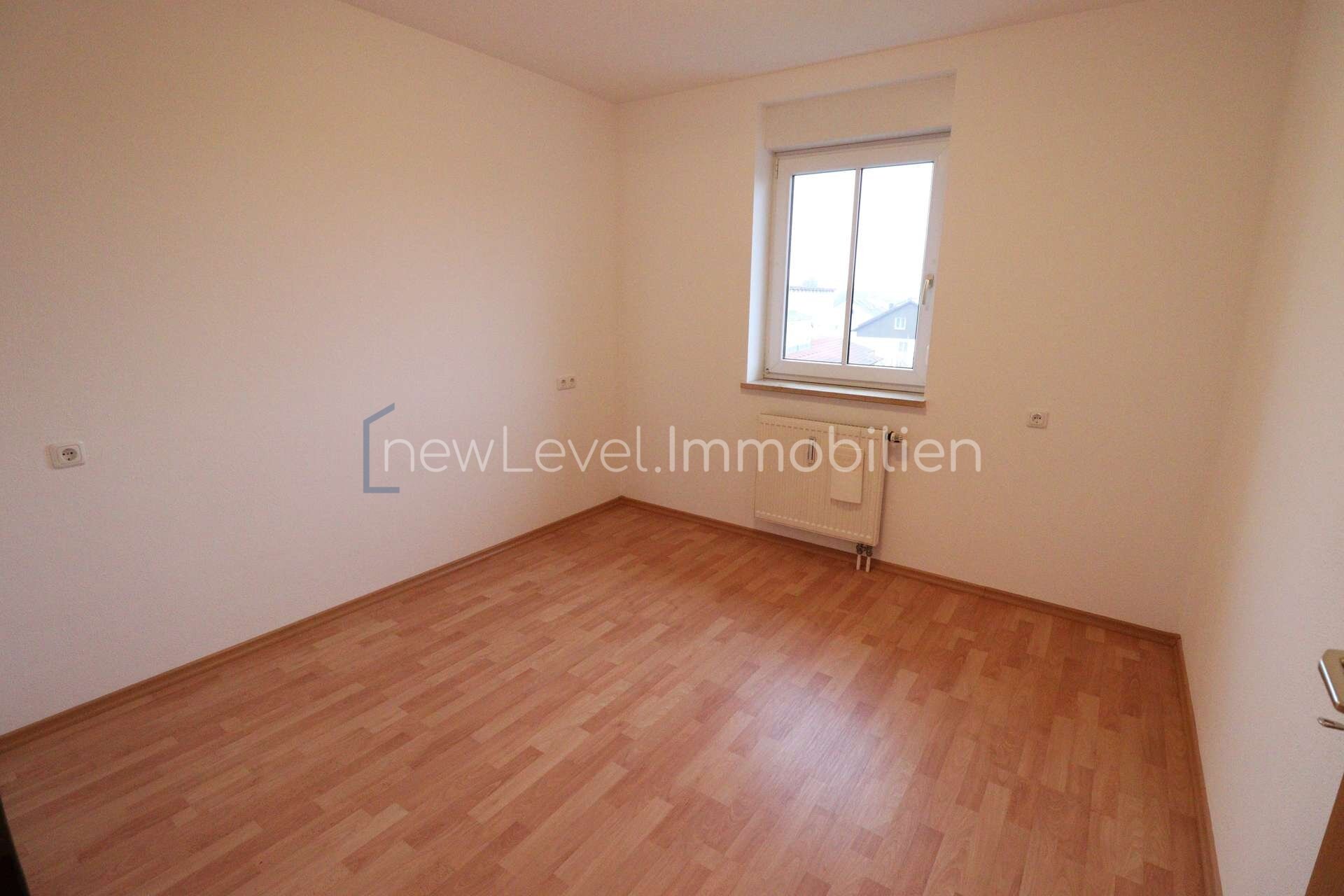 Wohnung zum Kauf provisionsfrei 201.695 € 3 Zimmer 62,1 m²<br/>Wohnfläche 1.<br/>Geschoss Neutraubling 93073