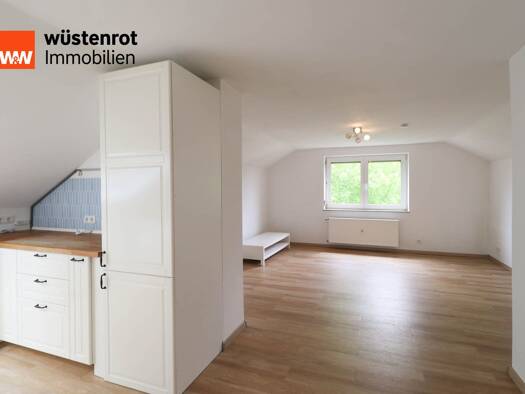Wohnung zur Miete 480 € 3 Zimmer 70 m² Selb Selb 95100