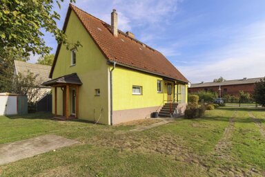 Einfamilienhaus zum Kauf 87.600 € 3 Zimmer 75,3 m² 2.086,3 m² Grundstück Neuendorf B Spantekow 17392