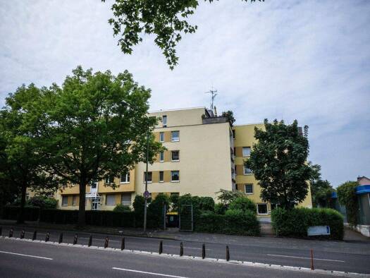 Wohnung zur Miete 710 € 2 Zimmer 53 m² 3. Geschoss frei ab 16.03.2026 Darmstaedter Landstraße 308 Sachsenhausen Frankfurt 60598