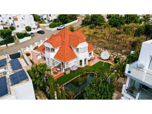 Chalet zum Kauf 475.000 € 4 Zimmer 247 m² 617 m² Grundstück Xaló 03727
