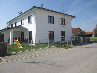 Mehrfamilienhaus zur Miete 1.400 € 4 Zimmer 115 m² 290 m² Grundstück frei ab 01.11.2025 Knodorf Vohburg an der Donau 85088