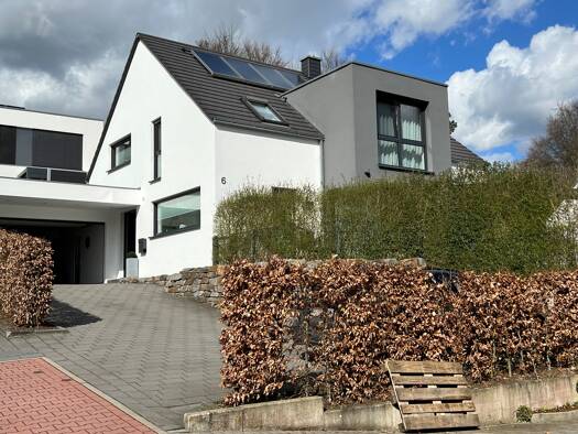 Einfamilienhaus zur Miete 1.900 € 6 Zimmer 196 m² 524 m² Grundstück frei ab sofort Bad Iburg Bad Iburg 49186