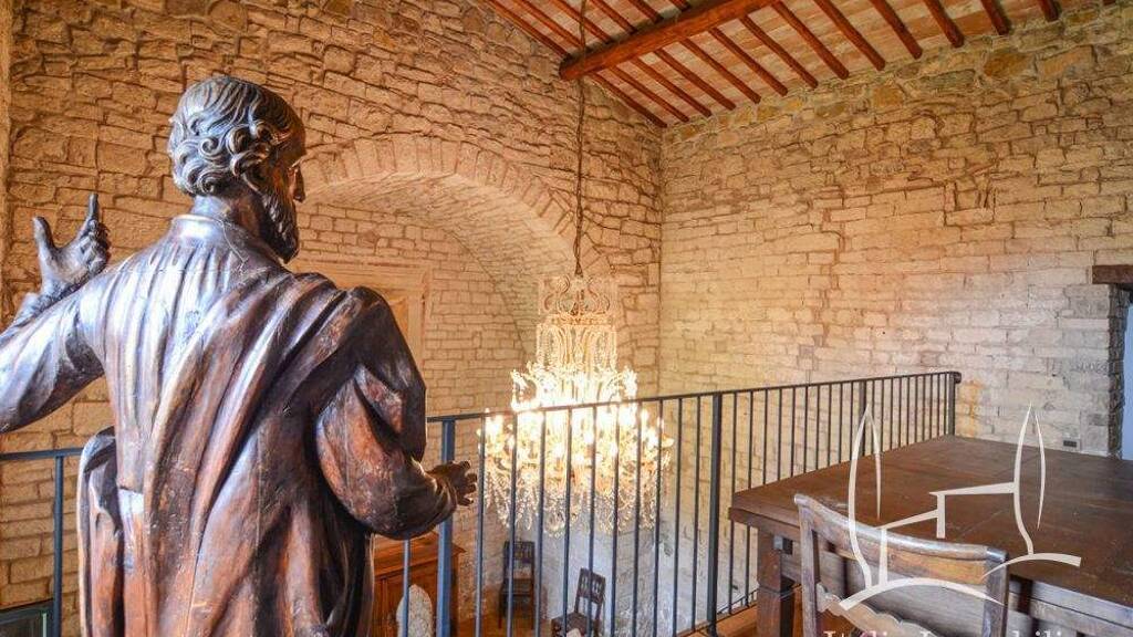 Schloss zum Kauf 1.500.000 € 12 Zimmer 482 m² 58.614 m² Grundstück Baschi 05023