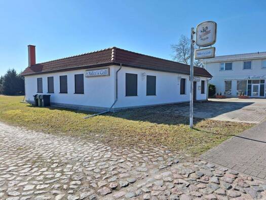 Restaurant zur Miete 2.000 € 214 m² Gastrofläche 1.400 m² Grundstück Züssow 17495