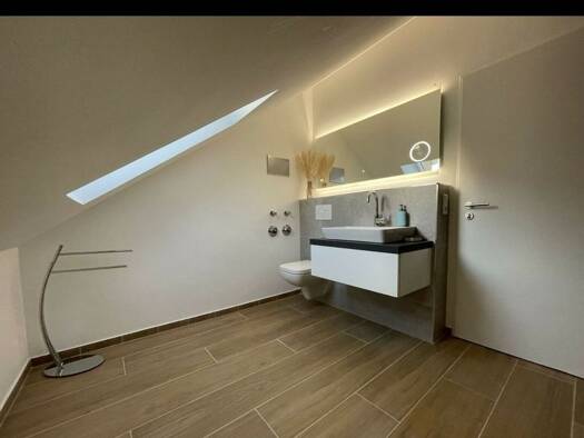 Maisonette zum Kauf provisionsfrei 280.000 € 3 Zimmer 90,6 m² 3. Geschoss Mitte Velbert 42551