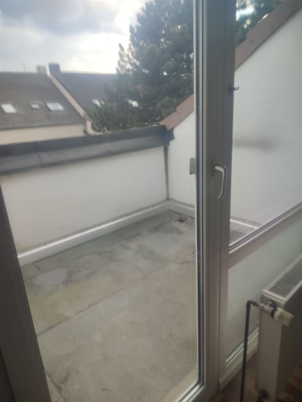 Wohnung zur Miete 310 € 1,5 Zimmer 44,8 m²<br/>Wohnfläche ab sofort<br/>Verfügbarkeit Voerde Voerde (Niederrhein) 46562