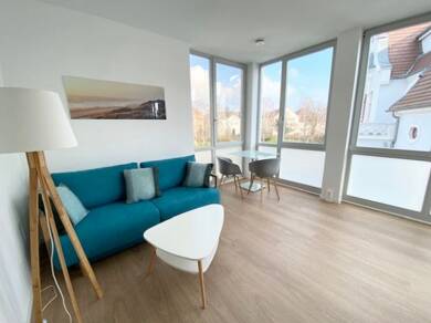 Wohnung zur Miete 870 € 2 Zimmer 47 m² Geschoss 2/3 frei ab sofort Stadtmitte Rostock 18055