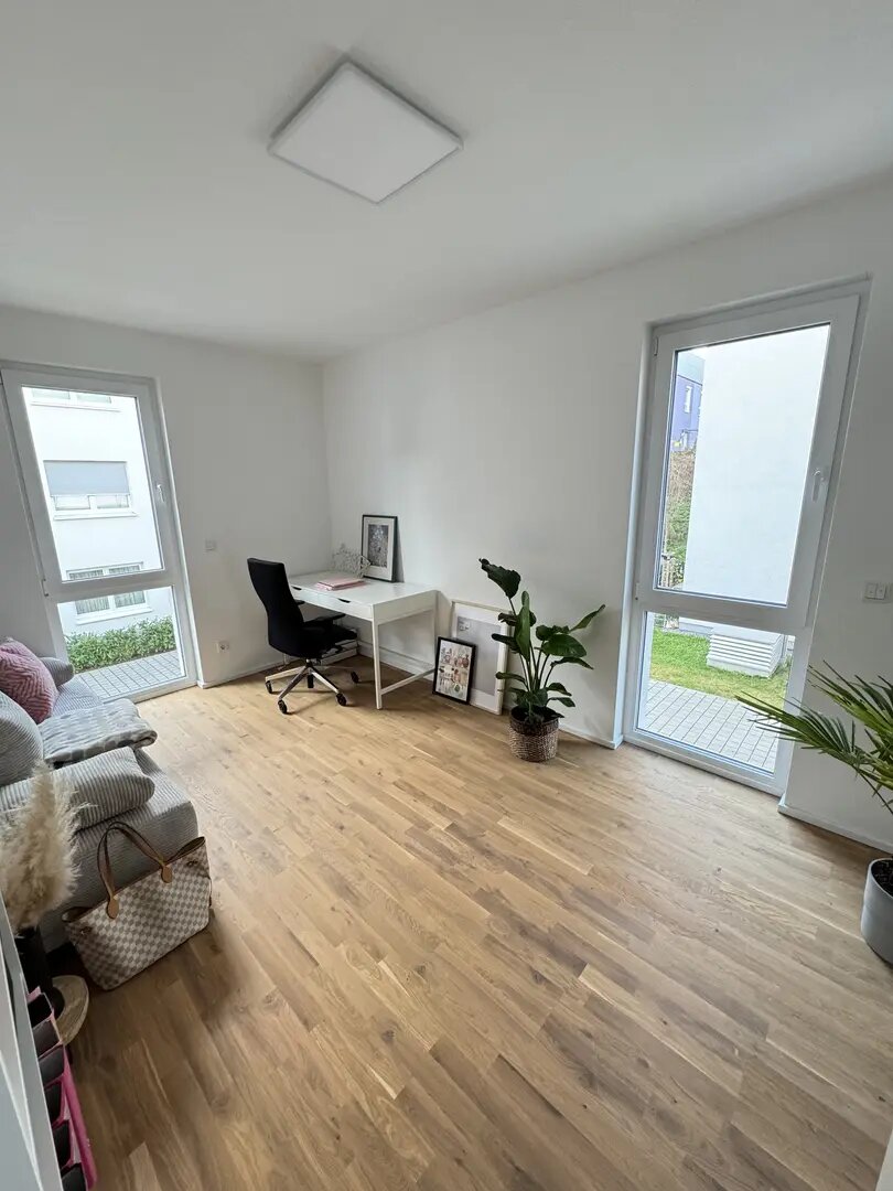 Wohnung zur Miete 700 € 3 Zimmer 87 m²<br/>Wohnfläche ab sofort<br/>Verfügbarkeit Am Waldschlösschen Östlich von Am Specht Kaiserslautern 67663