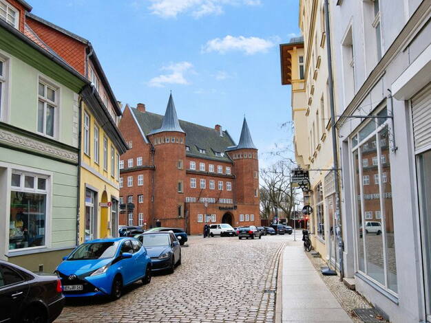 Wohnung zur Miete 820 € 3 Zimmer 82 m² 2. Geschoss frei ab 01.09.2026 Tribseer Str. 29 Altstadt Stralsund 18439