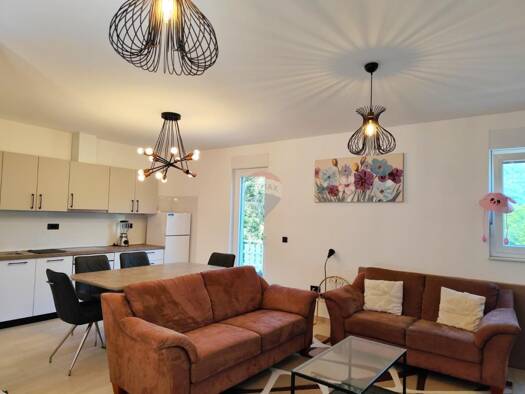 Einfamilienhaus zum Kauf 350.000 € 6 Zimmer 200 m² 1.886 m² Grundstück Fuzine 51322