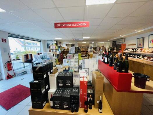 Laden zum Kauf 370.000 € 2 Zimmer Weststadt Baden-Baden 76532