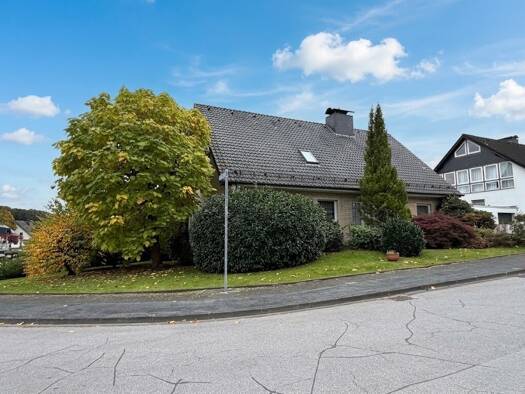 Einfamilienhaus zum Kauf 798.000 € 7 Zimmer 216 m² 911 m² Grundstück Ohligs-Aufderhöhe Solingen 42699