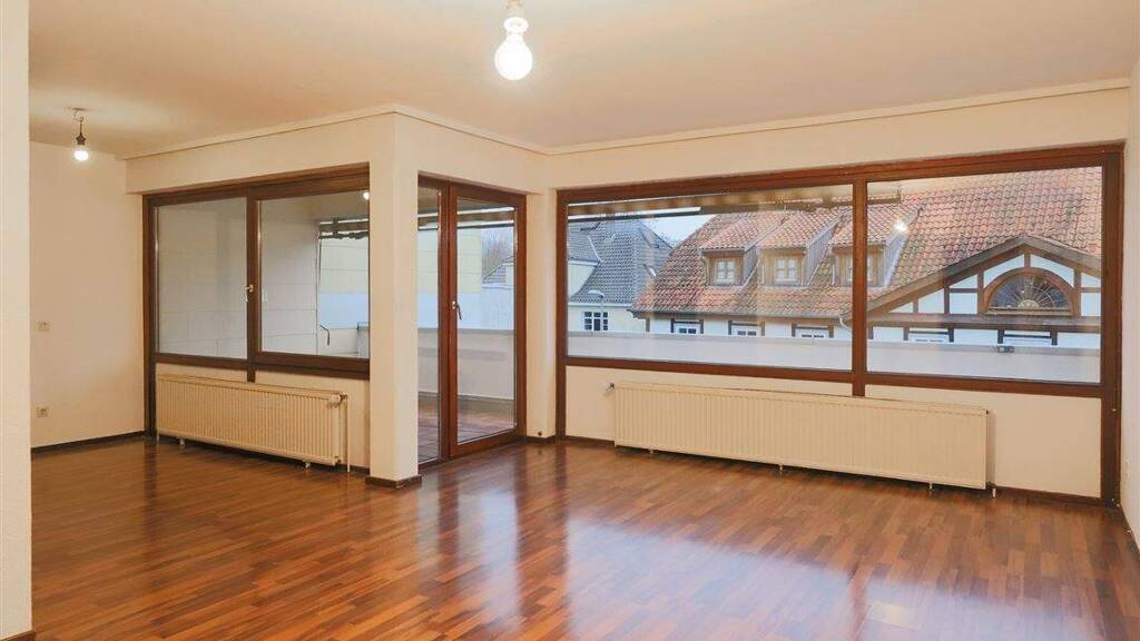Wohnung zum Kauf 110.000 € 3 Zimmer 92,4 m² frei ab sofort Wolperode Bad Gandersheim 37581