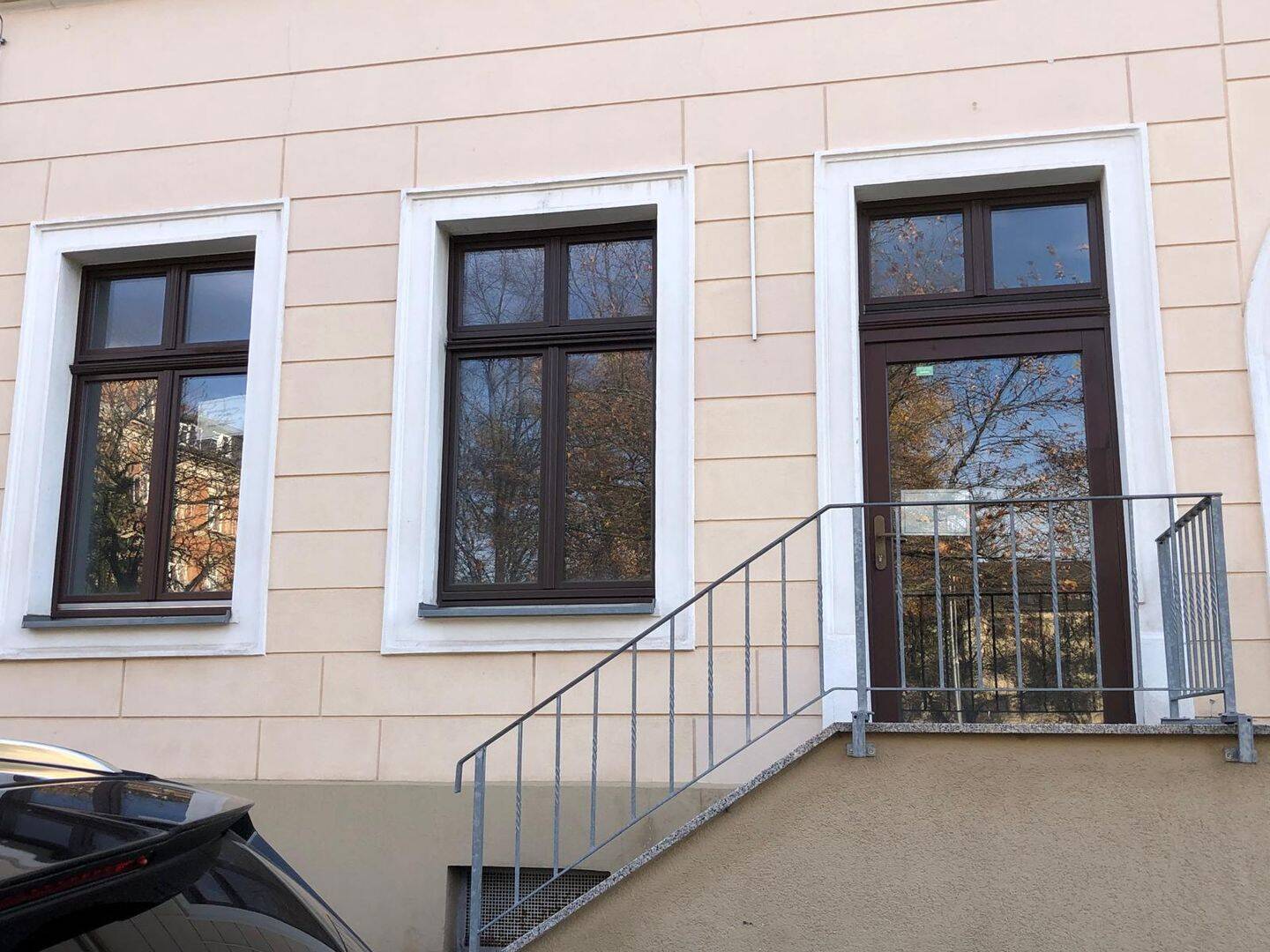 Wohn- und Geschäftshaus zum Kauf – pohled 2