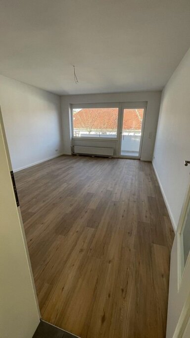 Wohnung zur Miete 900 € 2 Zimmer 60,5 m² 4. Geschoss frei ab sofort Linnéstraße 13 Steinbühl Nürnberg 90443