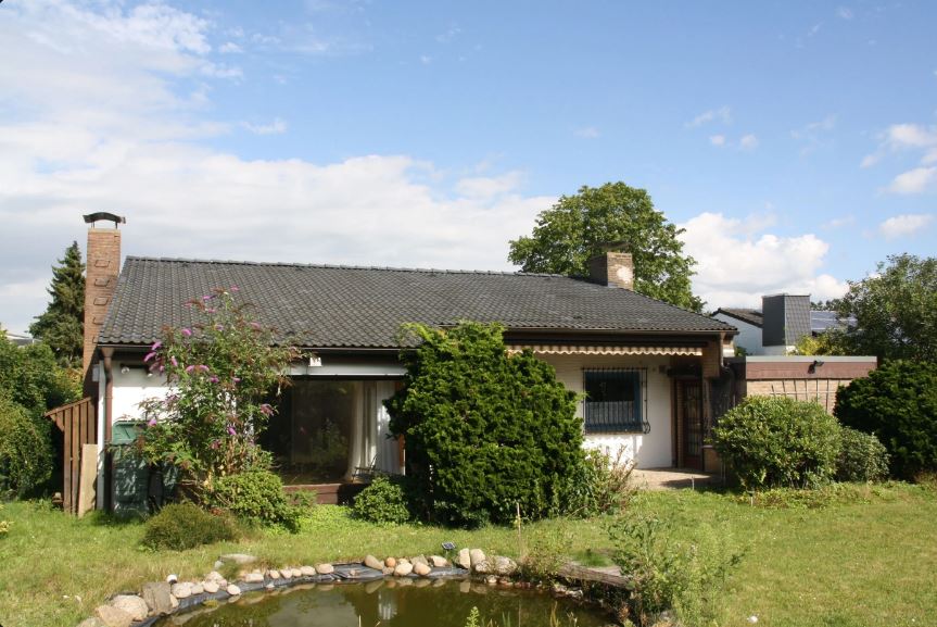 Bungalow zum Kauf provisionsfrei 389.000 € 3 Zimmer 117 m²<br/>Wohnfläche 820 m²<br/>Grundstück ab sofort<br/>Verfügbarkeit Bussardweg 15 Henstedt-Ulzburg 24558