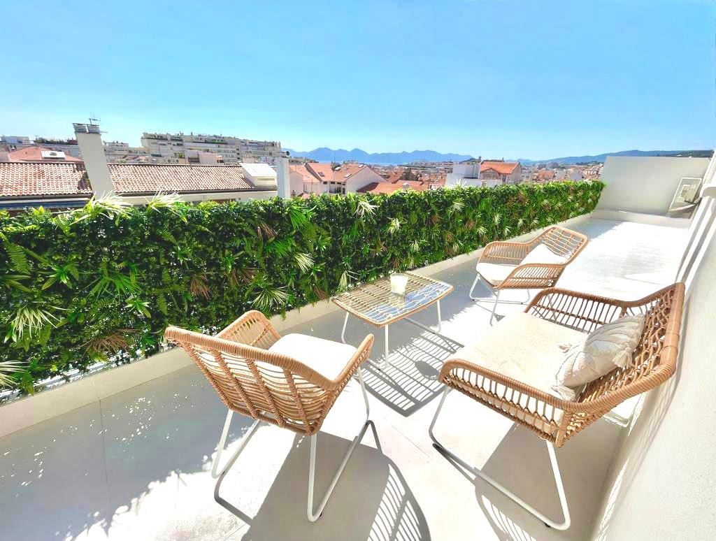 Wohnung zum Kauf 1.150.000 € 3 Zimmer 71 m²<br/>Wohnfläche Le Vieux Port-Les Iles CANNES 06400