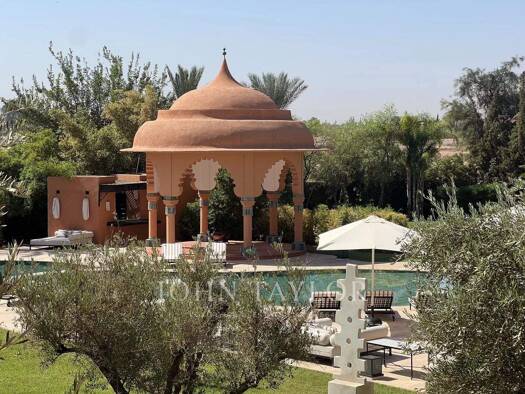 Mehrfamilienhaus zum Kauf provisionsfrei als Kapitalanlage geeignet 6.500.000 € 12 Zimmer 1.600 m² 10.000 m² Grundstück Marrakech 40000