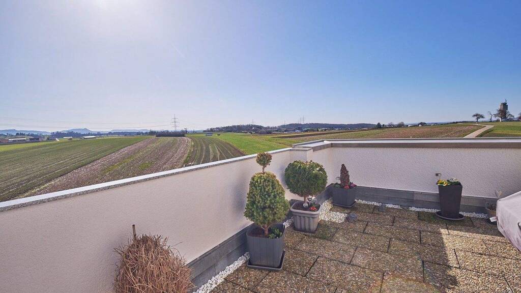 Penthouse zum Kauf 265.000 € 2,5 Zimmer 80 m² 4. Geschoss Sulpach Ebersbach 73061