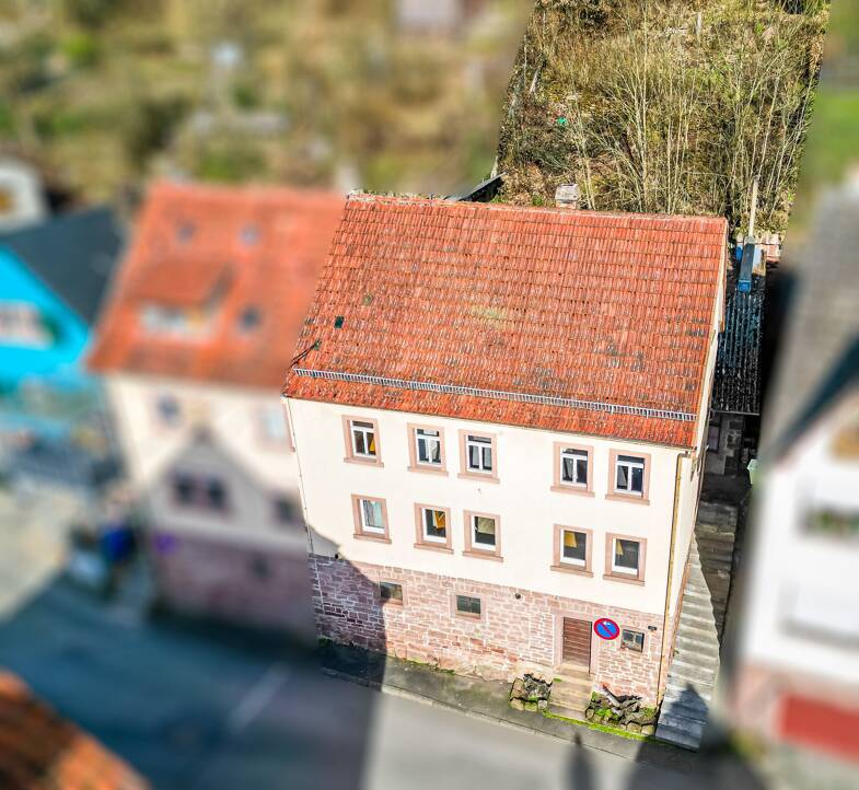 Einfamilienhaus zum Kauf 65.000 € 8 Zimmer 120 m² 360 m² Grundstück Rieneck 97794