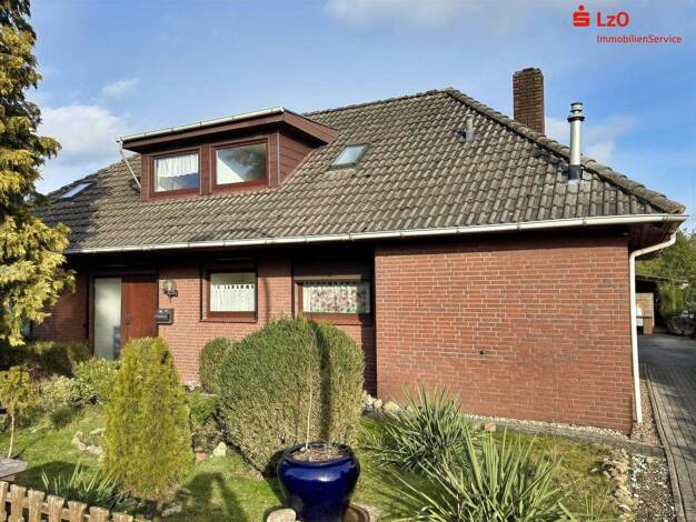 Mehrfamilienhaus zum Kauf 289.000 € 8 Zimmer 194,7 m² 843 m² Grundstück Ahlhorn Großenkneten 26197