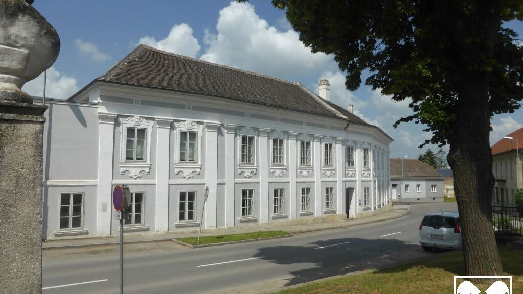 Laden zum Kauf 199.000 € 3 Zimmer Großweikersdorf 3701