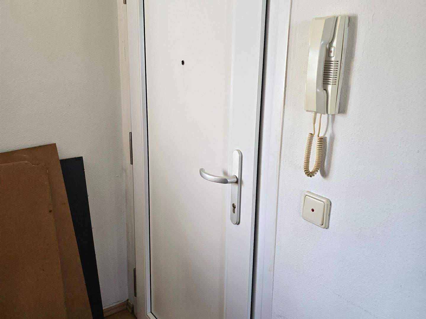 1 Zimmer mit Balkon und Tiefgaragenstellplatz – Gottfriedstraße 24, 90478 Nürnberg – Vorschaubild 8