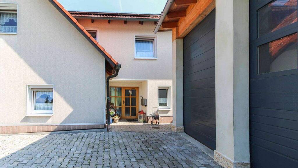Mehrfamilienhaus zum Kauf 645.000 € 8 Zimmer 244,1 m² 2.465,1 m² Grundstück Wischenhofen Duggendorf 93182