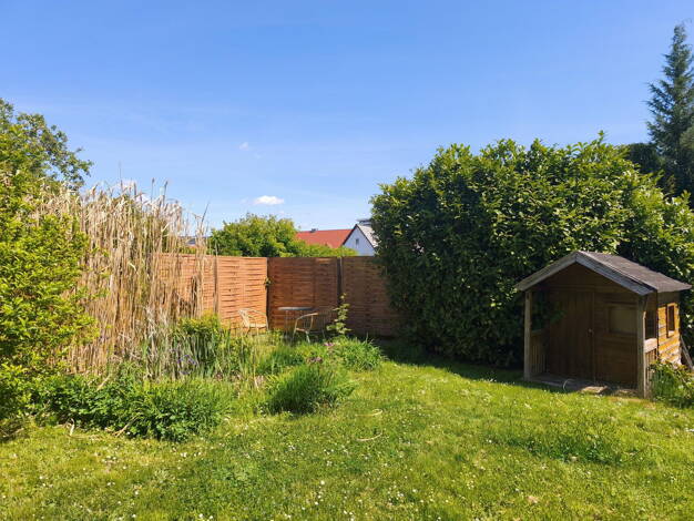 Doppelhaushälfte zum Kauf provisionsfrei 329.000 € 6 Zimmer 159,4 m² 736 m² Grundstück Hohe Flur 19 Kulmbach 95326