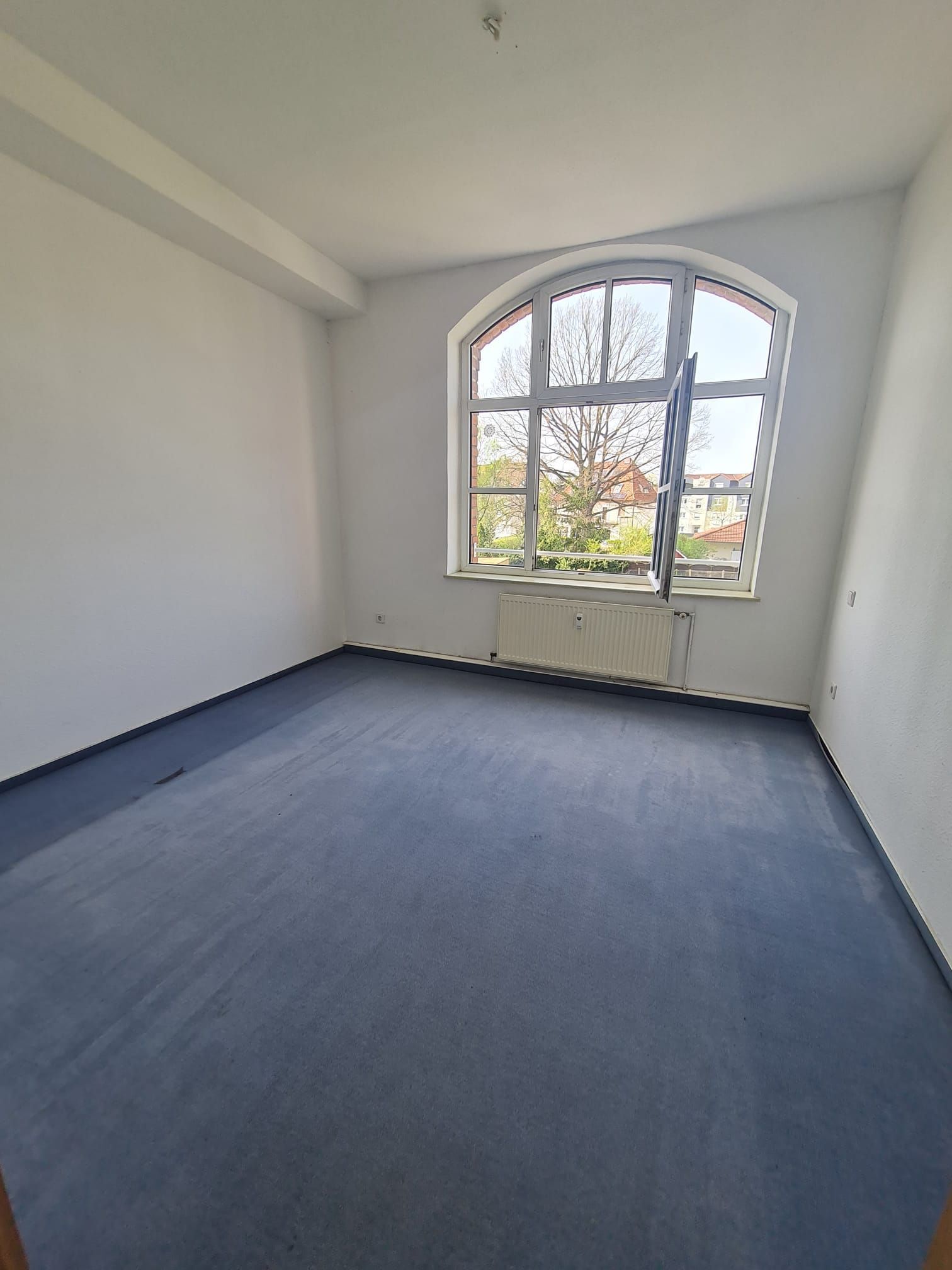 Wohnung zur Miete 250 € 2 Zimmer 44,2 m²<br/>Wohnfläche 3.<br/>Geschoss ab sofort<br/>Verfügbarkeit Wanfrieder Straße 133 Mühlhausen Mühlhausen/Thüringen 99974