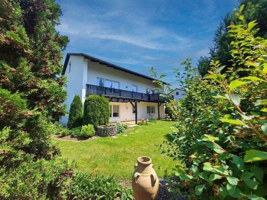 Mehrfamilienhaus zum Kauf 595.000 € 10 Zimmer 250 m² 1.035 m² Grundstück frei ab sofort Tacherting 83342