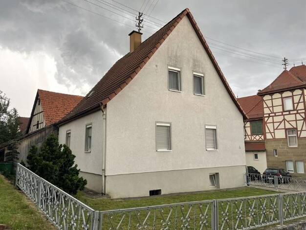 Bauernhaus zum Kauf provisionsfrei 214.000 € 2 Zimmer 75 m² 662 m² Grundstück Poststraße 4 Bretzfeld Bretzfeld 74626