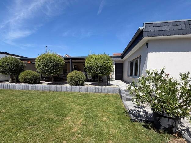 Bungalow zum Kauf provisionsfrei 739.000 € 3,5 Zimmer 145 m² 520 m² Grundstück Neuhausen Worms 67549