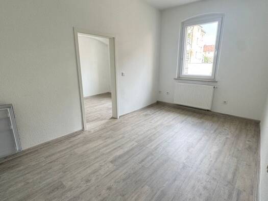 Wohnung zur Miete 450 € 1,5 Zimmer 35 m² 1. Geschoss frei ab sofort Steinbühl Nürnberg 90459