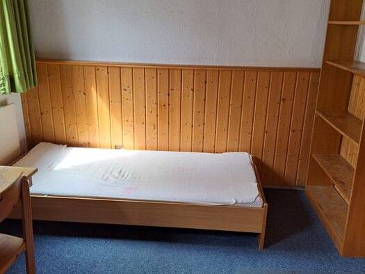 WG-Zimmer zur Miete Wohnen auf Zeit 430 € 19 m² frei ab sofort Innenstadt Erlangen 91054
