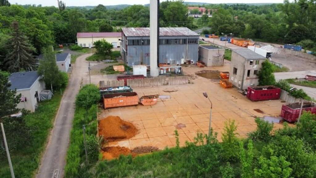 Halle-Industriefläche 1100 m² zum Kauf Ohrdruf (99885)