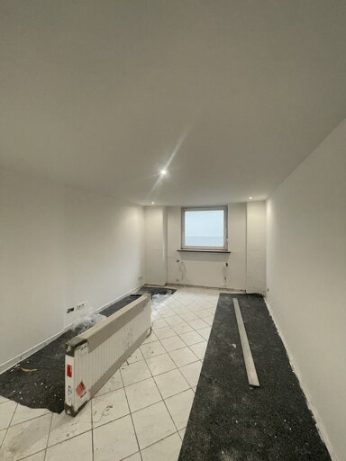 Wohnung zur Miete 990 € 4 Zimmer 110 m² EG frei ab sofort Biewerer Straße 197 Biewer Trier 54293