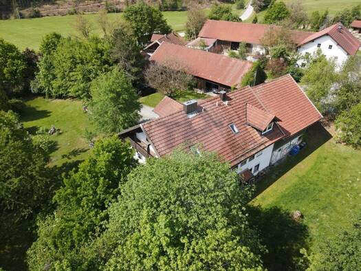 Einfamilienhaus zum Kauf 529.000 € 12 Zimmer 290 m² 23.000 m² Grundstück Grausensdorf Zenting 94579