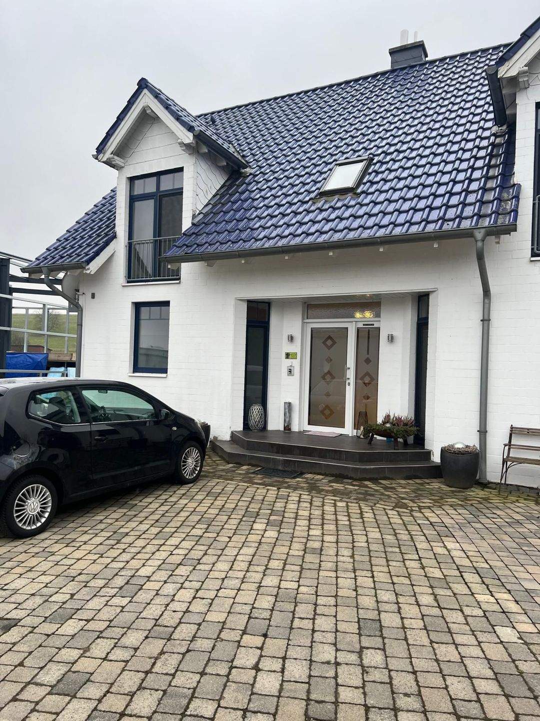 Immobilie in Bissendorf - Exklusives Wohnen & Arbeiten: Repräsentatives Betriebsleiterhaus (250 m²) mit Luxus-Ausstattung & PV-Anlage! - Bild 1