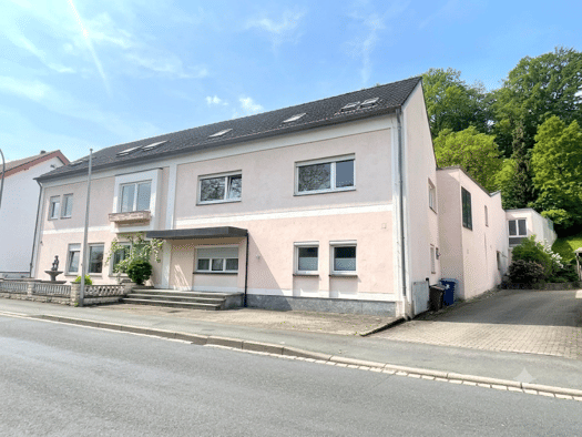 Mehrfamilienhaus zum Kauf als Kapitalanlage geeignet 700.000 € 593,5 m² 2.353 m² Grundstück Bug Bamberg 96049