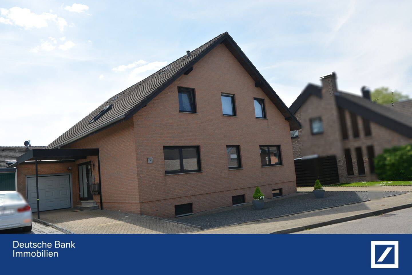Eschweiler-Dürwiss sehr gut gelegenes freistehendes Zweifamilienhaus
