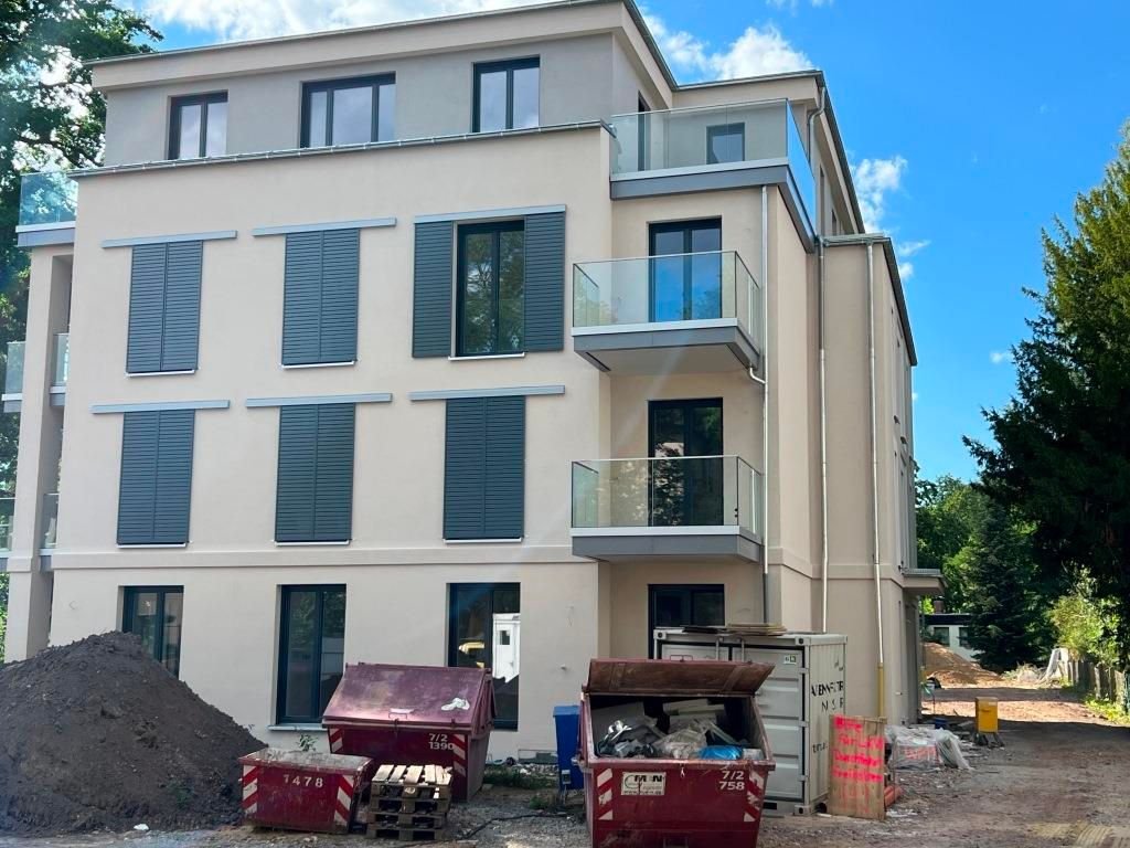 Wohnung zur Miete 1.440 € 3 Zimmer 82,1 m²<br/>Wohnfläche 3.<br/>Geschoss 01.02.2025<br/>Verfügbarkeit Kleinzschachwitz-Nord Dresden 01259