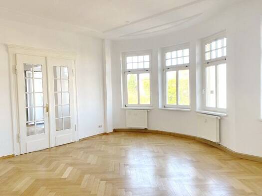 Wohnung zur Miete 640 € 2 Zimmer 92 m² Gotha Gotha 99867