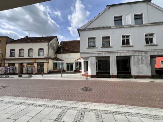 Haus zum Kauf 350.000 € 10 Zimmer 213 m² 700 m² Grundstück Ueckermünde Ueckermünde 17373