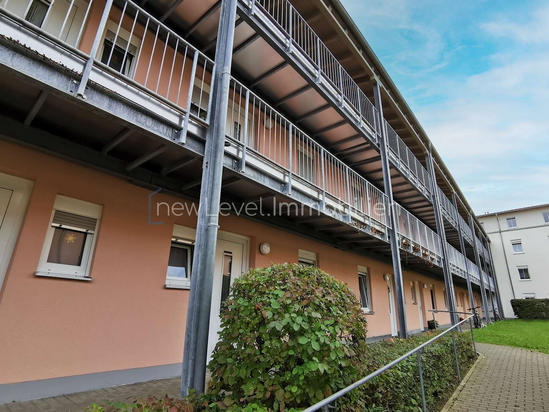 Wohnung zum Kauf provisionsfrei 217.175 € 3 Zimmer 59,5 m²<br/>Wohnfläche 2.<br/>Geschoss Neutraubling 93073